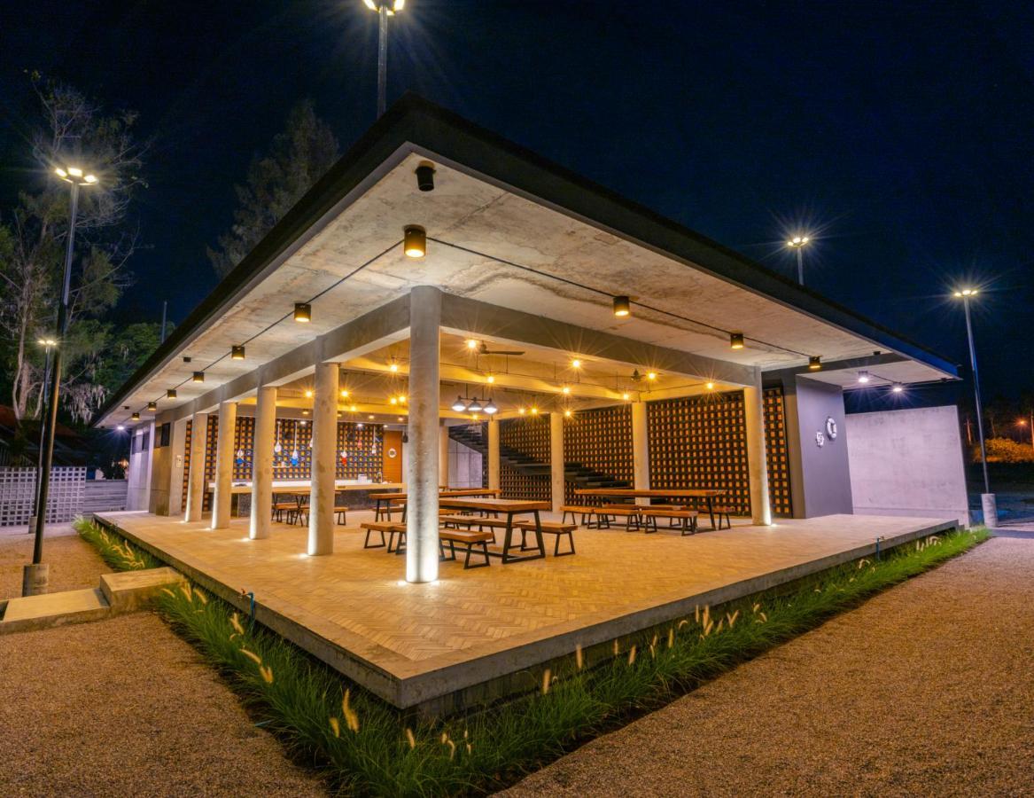 The Bloc @ Sea Hotel ทับสะแก ภายนอก รูปภาพ
